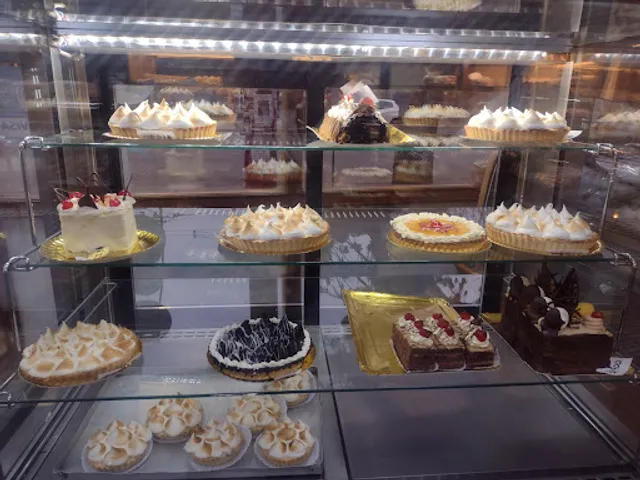 Panadería y Confitería San Miguel