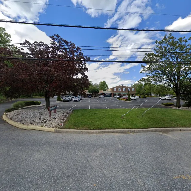 Sherwood Square Shopping Center