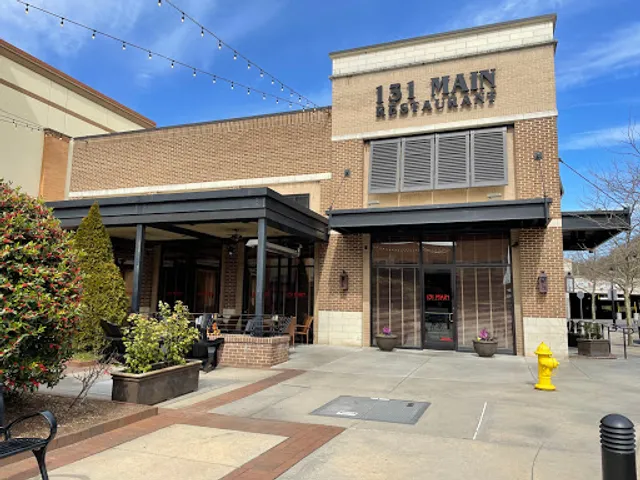 131 MAIN Restaurant