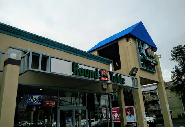 Round Table Pizza