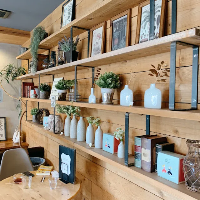 カフェ プルクワ 豊川店