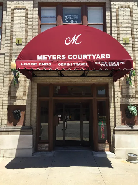 Suite Escape Tanning Salon & Clothing Boutique