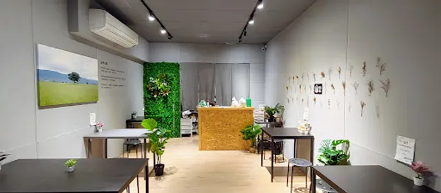 糧居。溫泉蛋豬油拌飯 _吃到飽 55元起。外帶送香腸片