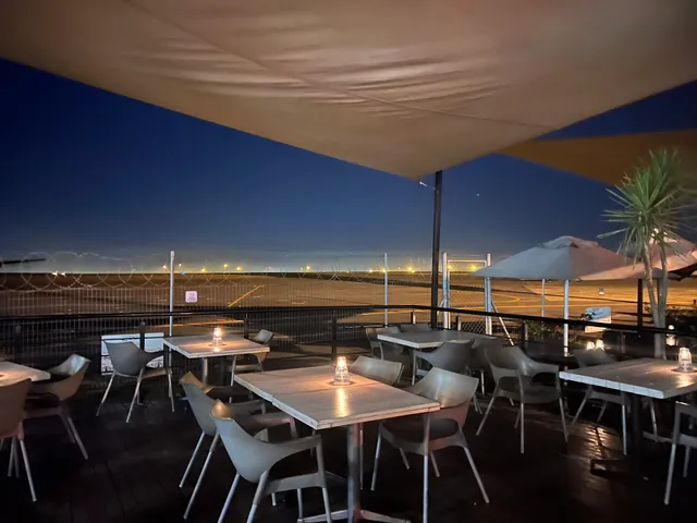 The Harvard Cafe Rand Airport