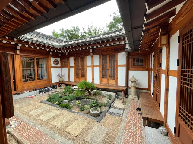 Analog Hanok