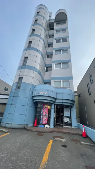 Weekly Sho Hotel Chitose