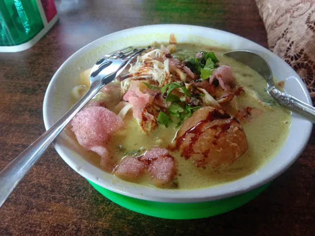 Lontong Medan