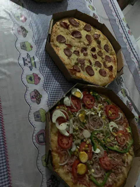 Madu Pizzas e Lanches