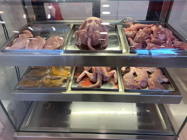 Chicken Vicken Satara Sadar Bazaar