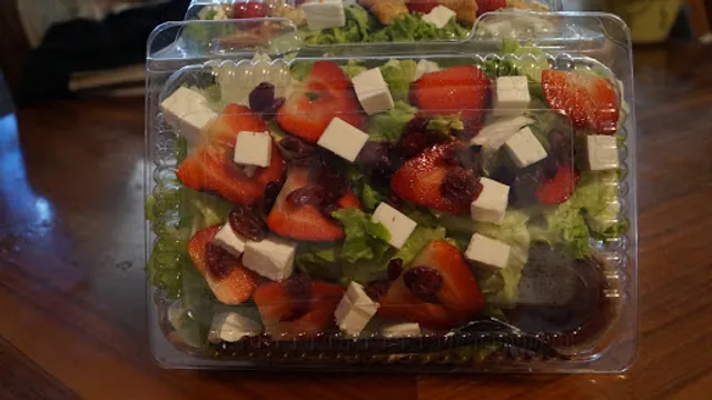 Mucho Corazón: Alitas & Snaks