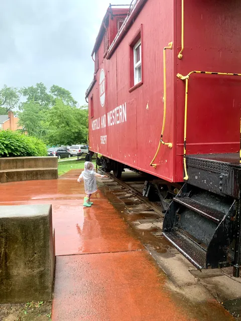 James M. Duncan Branch Library