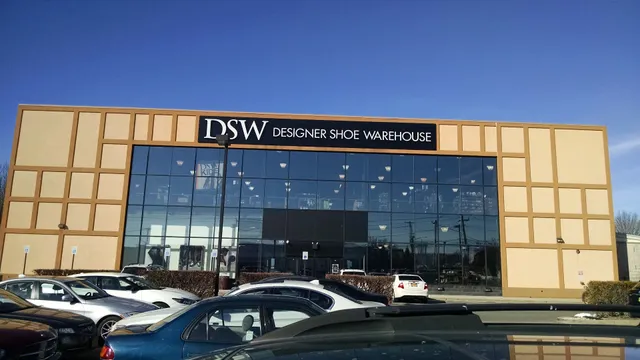 DSW Designer Shoe Warehouse