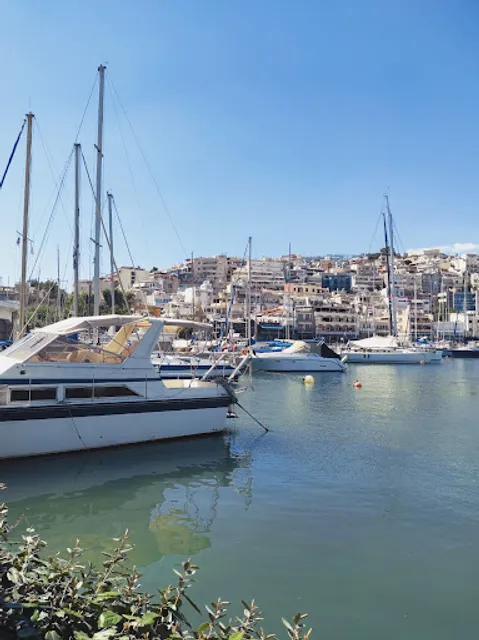 Piraeus Sailing Club