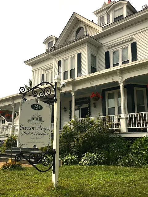 Sutton House Bed & Breakfast