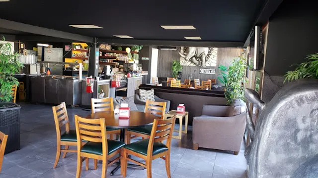 Rhino's Coffee GOLD Macroplaza