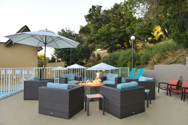 Best Western Plus Novato Oaks Inn