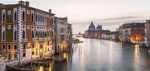 Southwest Art Gallery