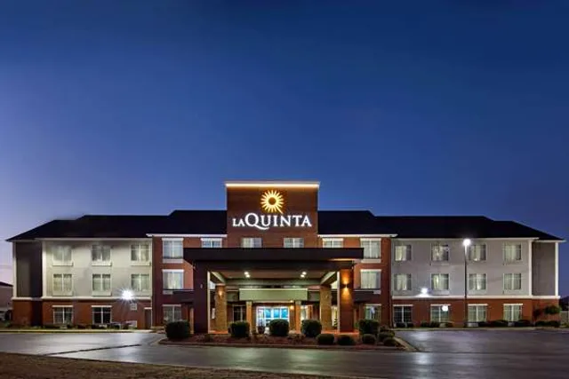 La Quinta Inn & Suites by Wyndham Oxford - Anniston