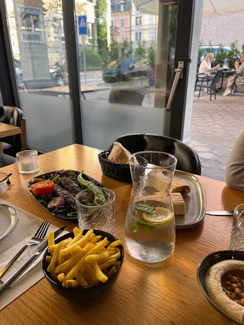 habibi's Café & Restaurant