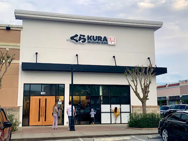 Kura Revolving Sushi Bar