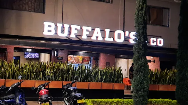 BUFFALO'S & CO.