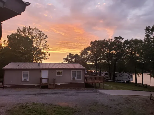 King Creek Resort & Marina