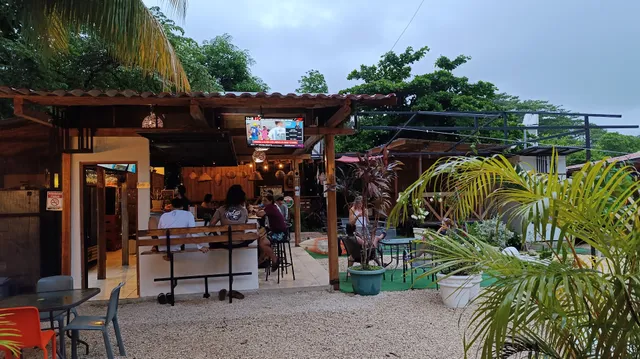 Mercadito Playa Samara