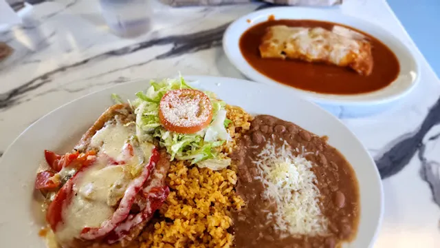 La Placita Taqueria Y Panaderia