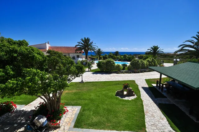 Sandy Beach Villas And Apartments