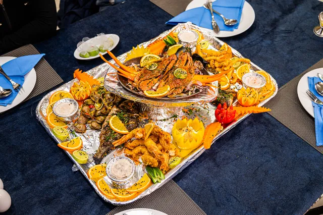 مطعم اسماك سيتي فيش الكوثرCity Fish Fish Restaurant Al Kawthar