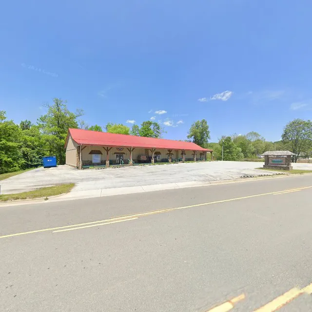 Grassy Creek Clothing