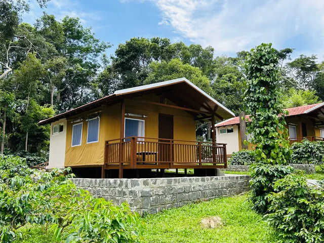 Heaven's Ledge, Yercaud - amã Stays & Trails