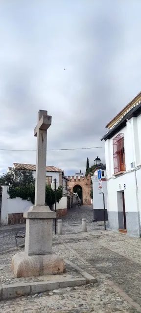 Aljibe de la Cruz de Piedra