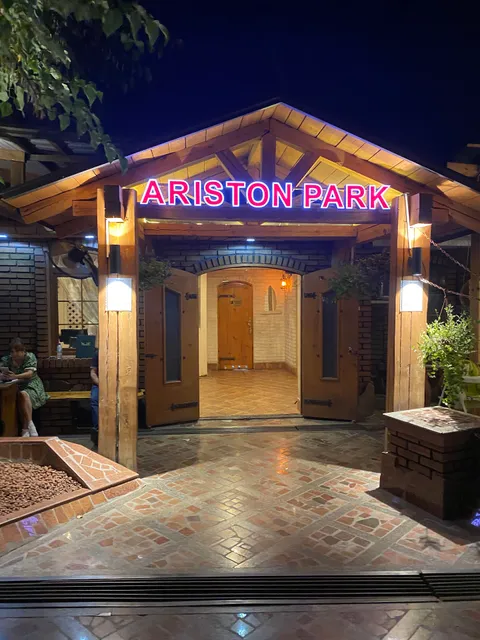 Restoran Ariston Park
