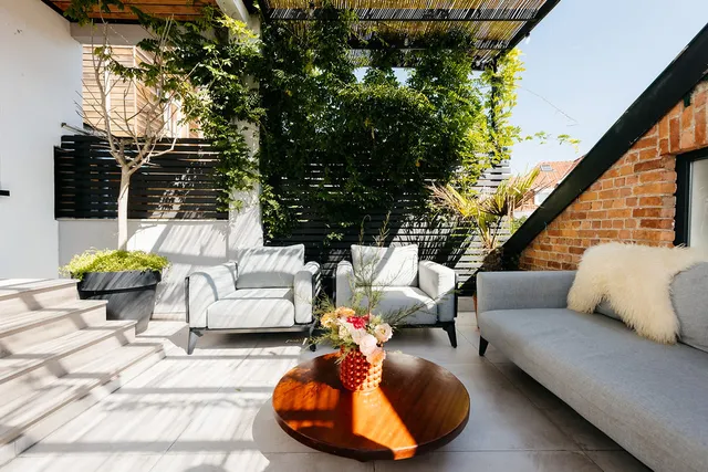 The Edgewater Suites