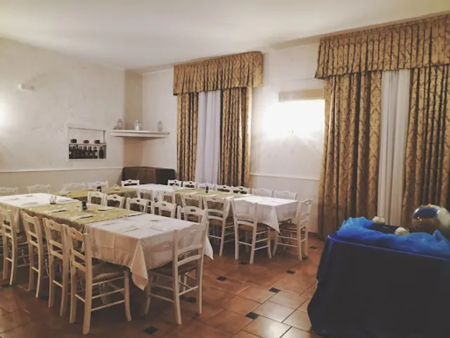 Trattoria Pizzeria La Strettula