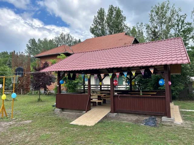 Lakeside Apartmanház Soltvadkert