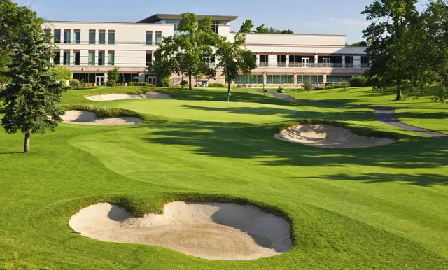 Eaglewood Resort & Spa