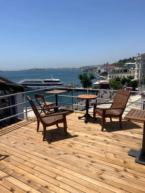 Levant Pension de Luxe