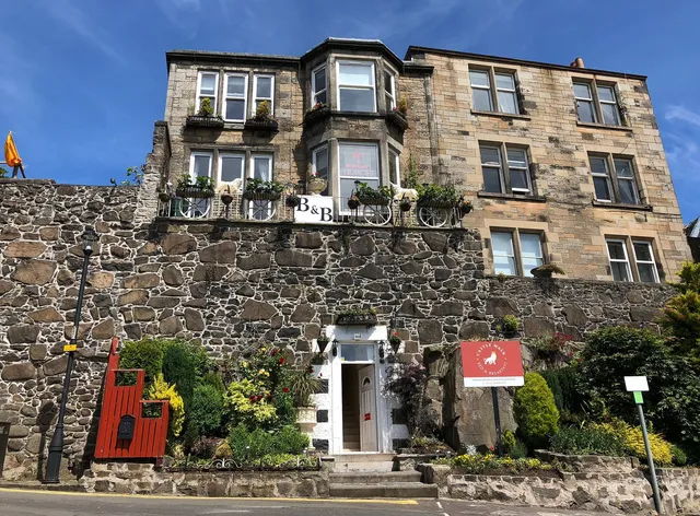 Castle Walk Bed & Breakfast