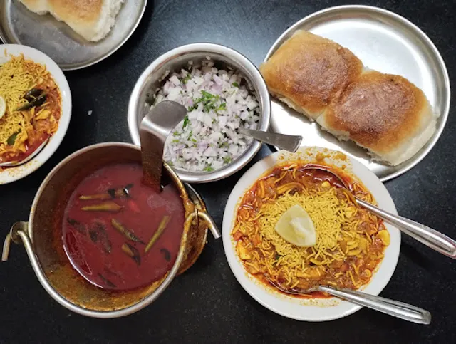 Hotel Nisarg ( Special Misal House )