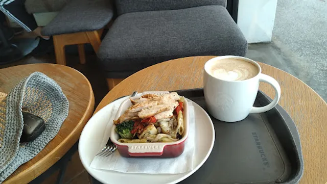 STARBUCKS Taitung Xinsheng Shop