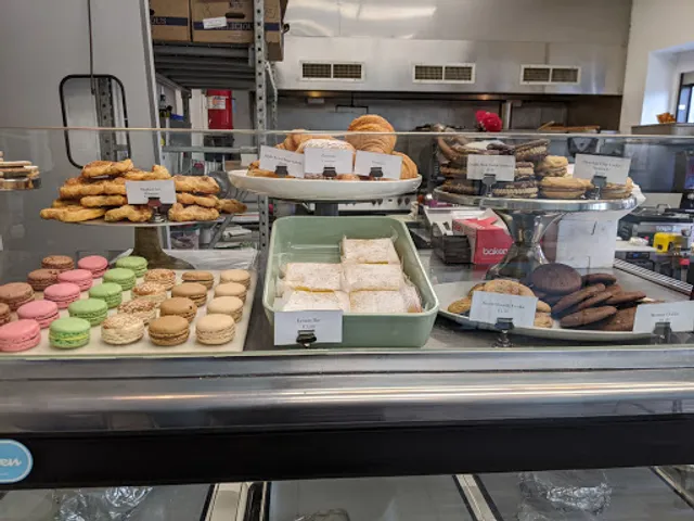 Small Oven Pastry Shop & Porco's Porchetteria