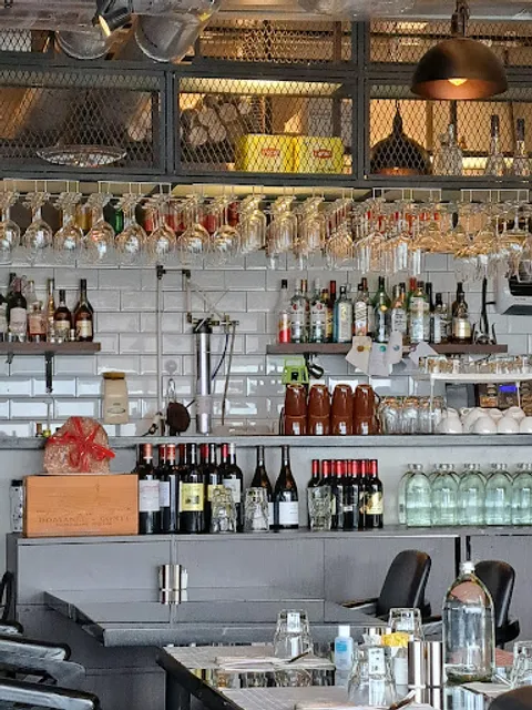 Mr Tomahawk Member of Louis Steak House