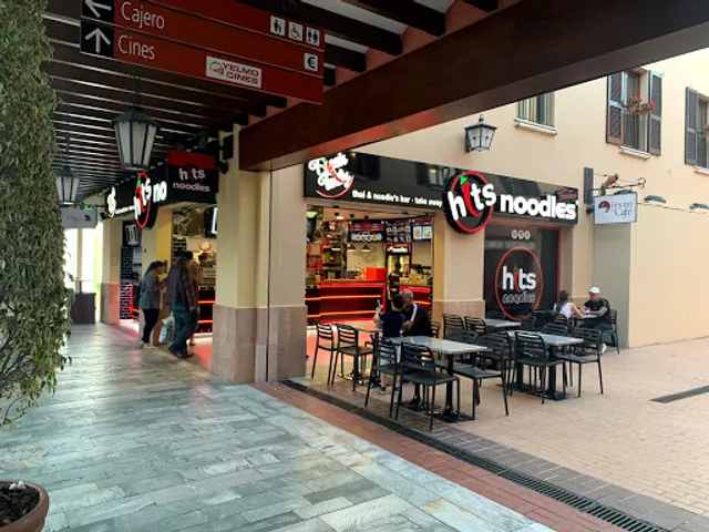 HITS NOODLES - Restaurante tailandés