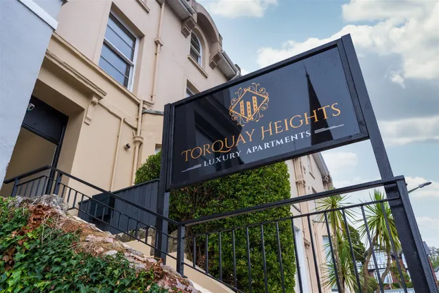 Torquay Heights Luxury Apartments
