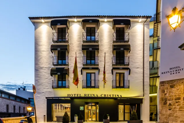 Hotel Reina Cristina