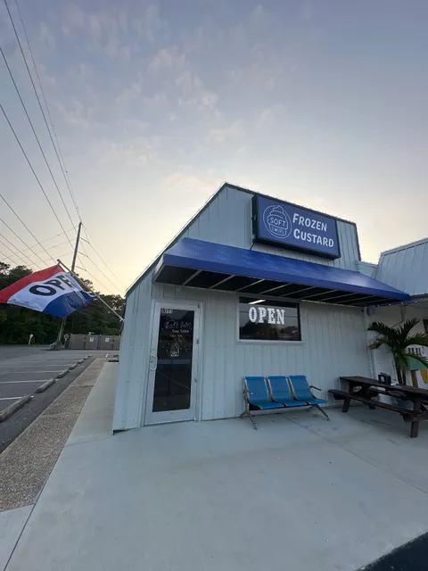 Soft Swirl Frozen Custard & Ice Cream