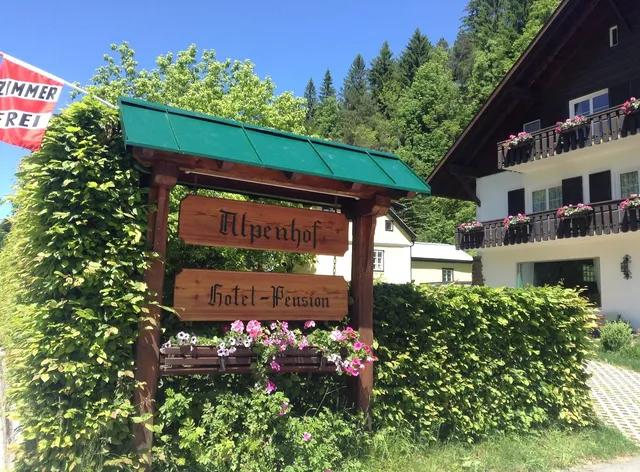 Pension Alpenhof - Inh Doris Schmid.