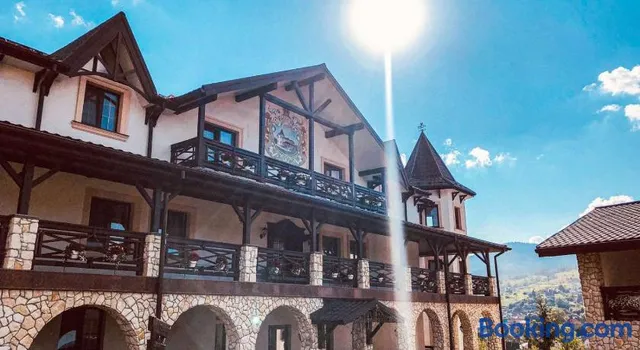 Dvir Knyazhoyi Korony